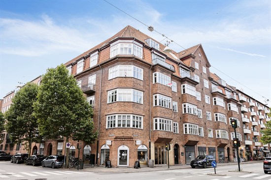 Piso de 4 habitaciones, 143 m²