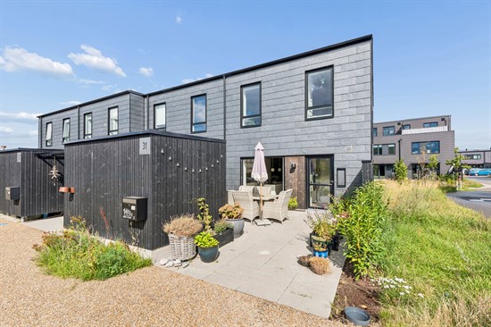 Hus, 138 m², tomt 125 m²