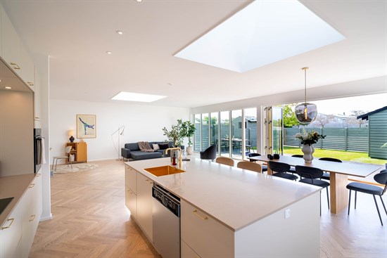 Kuća, 187 m², zemljište 347 m²
