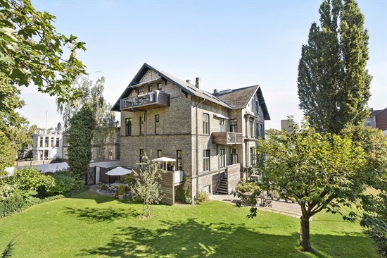 4-bed apartment, 164 m²
