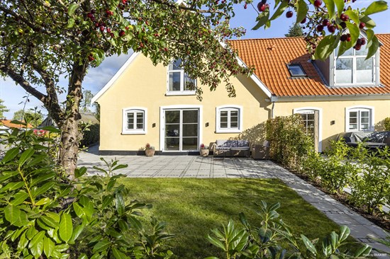 Kuća, 161 m², zemljište 6172 m²