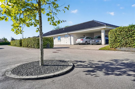 Māja, 165 m², zeme 847 m²