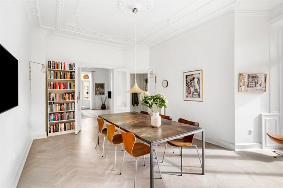 Piso de 4 habitaciones, 132 m²