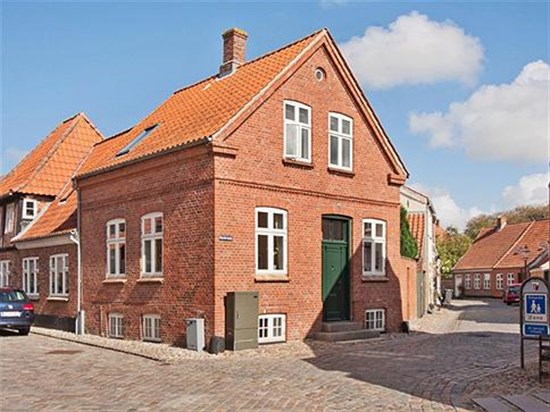 Klostergade 36