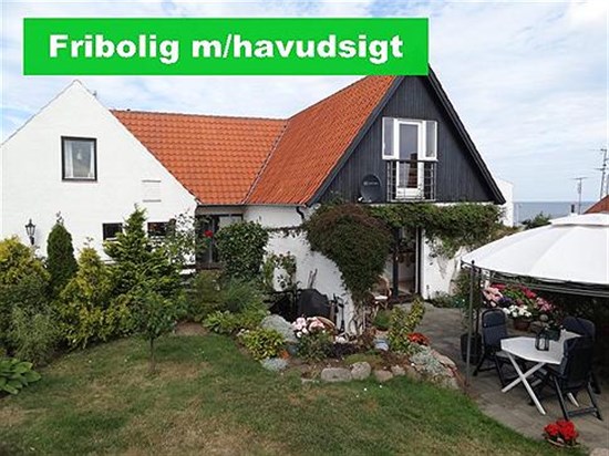 Strandgade 2