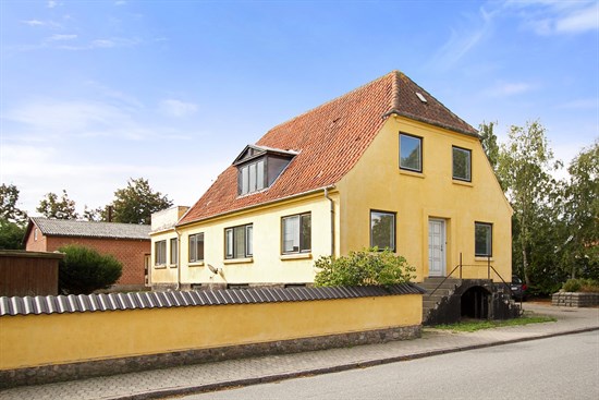 Holmegaardsvej 64B