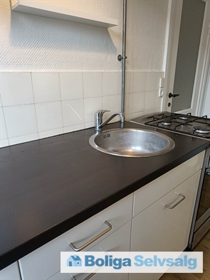 Fjenneslevvej 3, 2. th., 2700 Brønshøj