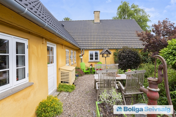 Askov huse 4, 4440 Mørkøv
