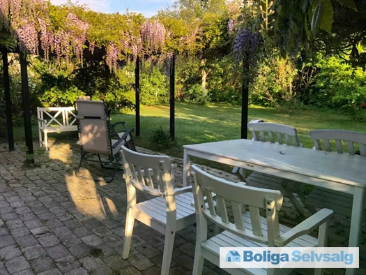 Rusevænget 6, 4750 Lundby