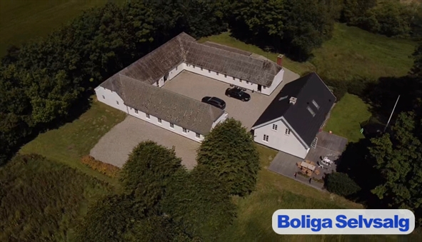 Bølling Tværvej 8, 6040 Egtved