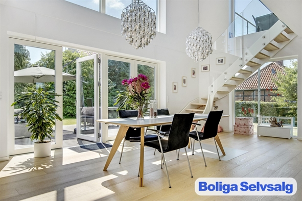 Merianvej 11, 2900 Hellerup