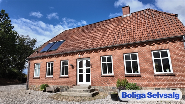 Iller Byvej 25, 8643 Ans by