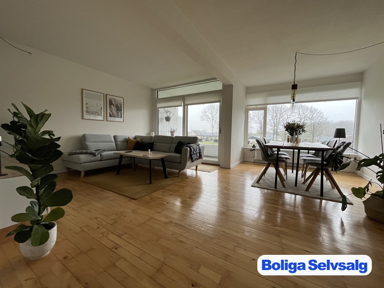 Spøttrupvej 52, 1. tv., Tjørring, 7400 Herning