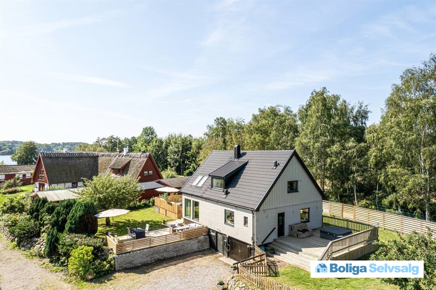 Bosjökloster 686, 2.
