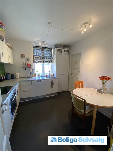 Hallssti 37, 2. tv., 8000 Aarhus C