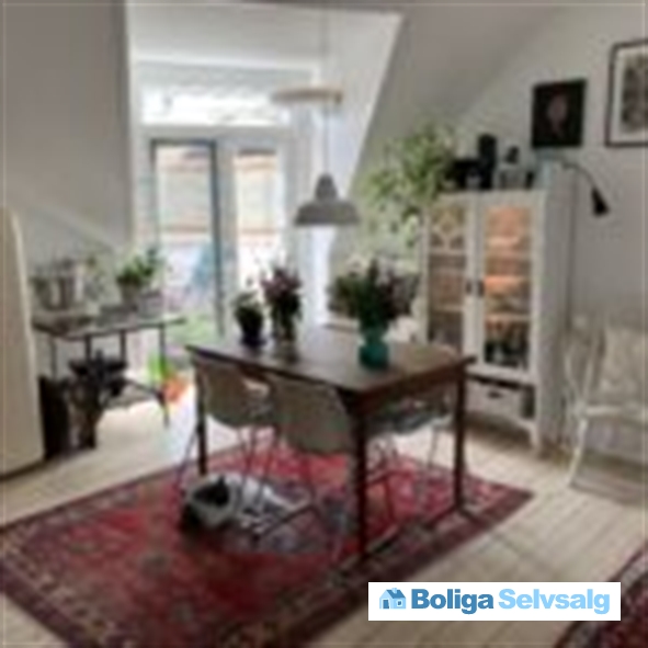 Ågade 108, 5. th., 2200 København N