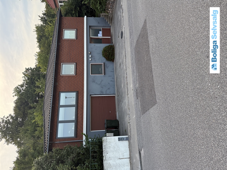 Sygehusvej 16, Tranebjerg, 8305 Samsø