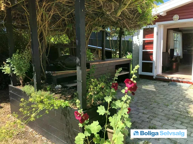 Rusevænget 6, 4750 Lundby