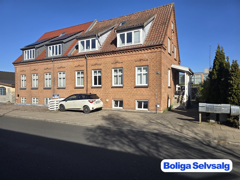 Lyngbygade 32, st., 8600 Silkeborg