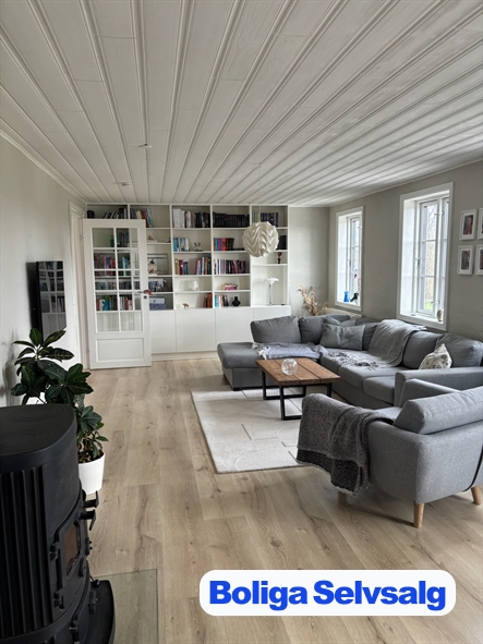 Bølling Tværvej 8, 6040 Egtved