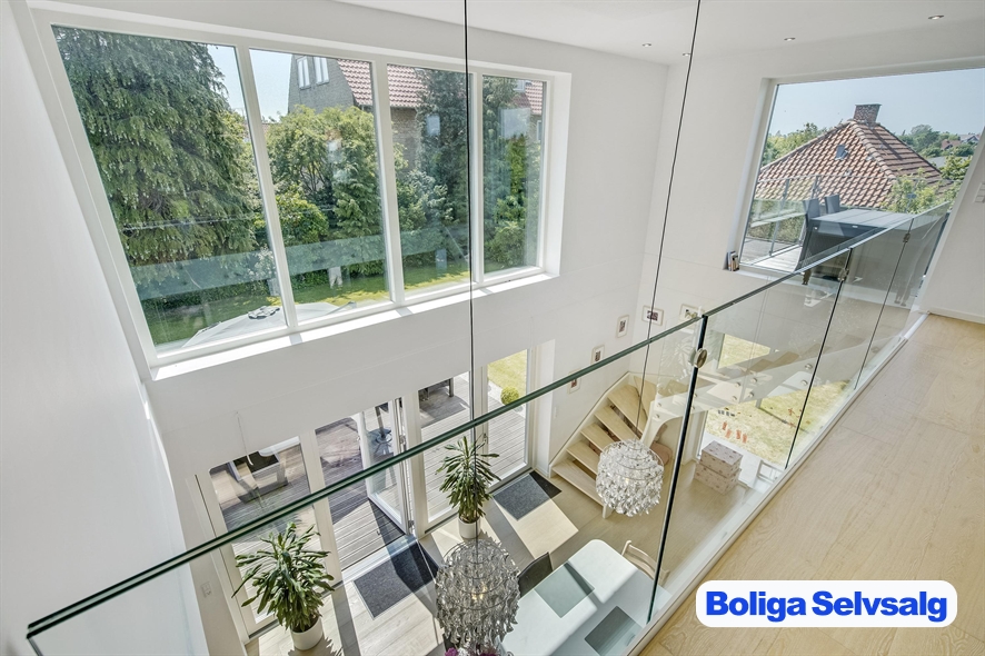 Merianvej 11, 2900 Hellerup